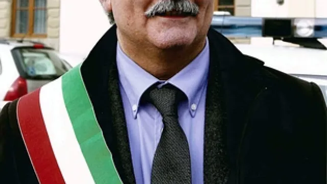 Descrizione immagine non disponibile
