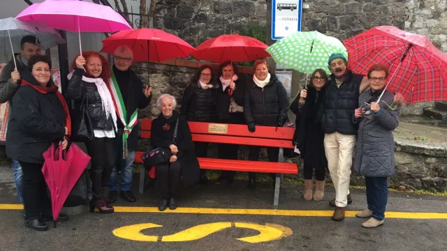 Descrizione immagine non disponibile