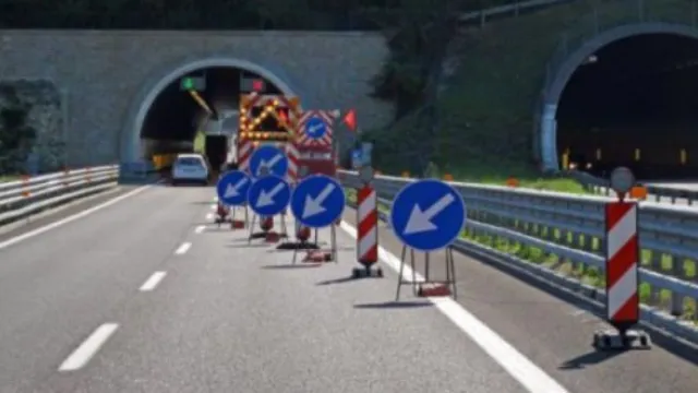 Descrizione immagine non disponibile