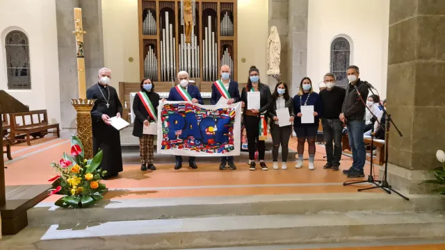 Descrizione immagine non disponibile