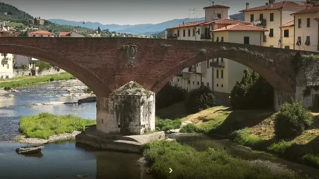 Descrizione immagine non disponibile