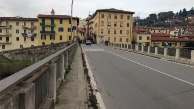 Descrizione immagine non disponibile