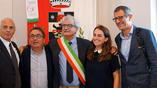 Descrizione immagine non disponibile